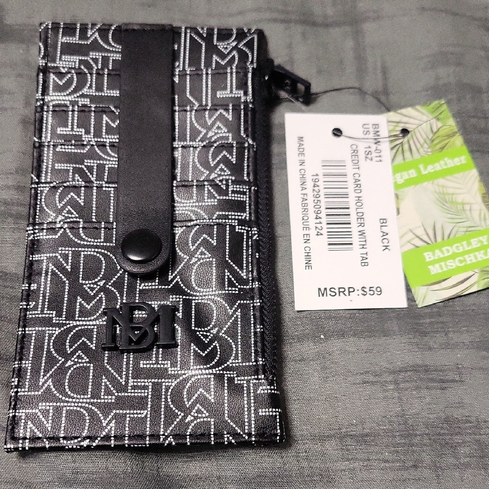 Badgley Mischka Card Holder With Zipper Pouch,retails $59